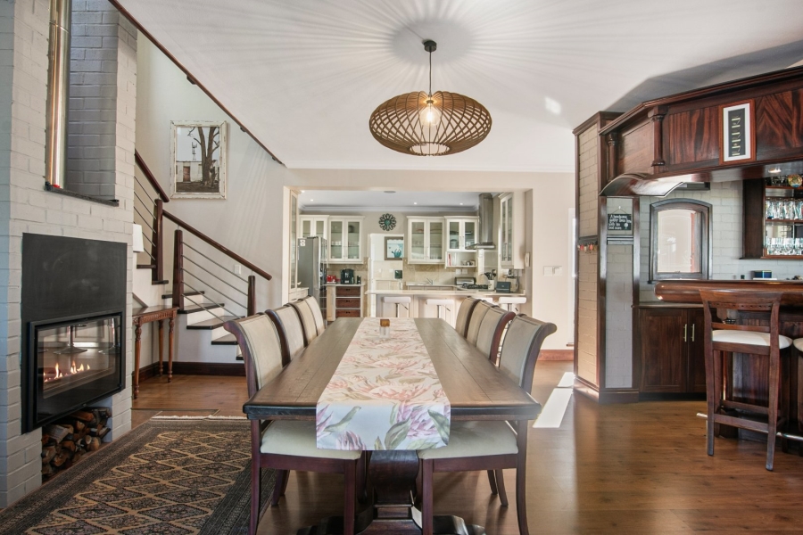 6 Bedroom Property for Sale in Thesen Islands Western Cape